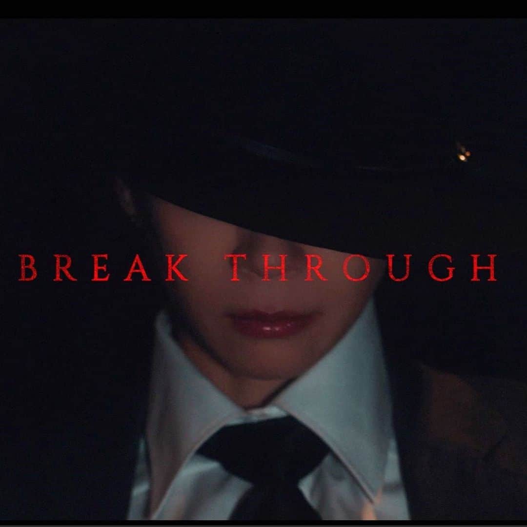 小柳ゆきのインスタグラム：「✨タイアップ決定✨  ニューデジタルシングル 「BREAK THROUGH」が、 テレビ朝日系全国放送「BREAK OUT」 10月度エンディング・トラックに決定しました！  毎週水曜日25:26～放送中 ※地域により放送日時は異なります。  初回放送日予定は 10/4(水) 25:26～  是非チェックしてくださいね😊 by STAFF  #BREAKOUT_TV」