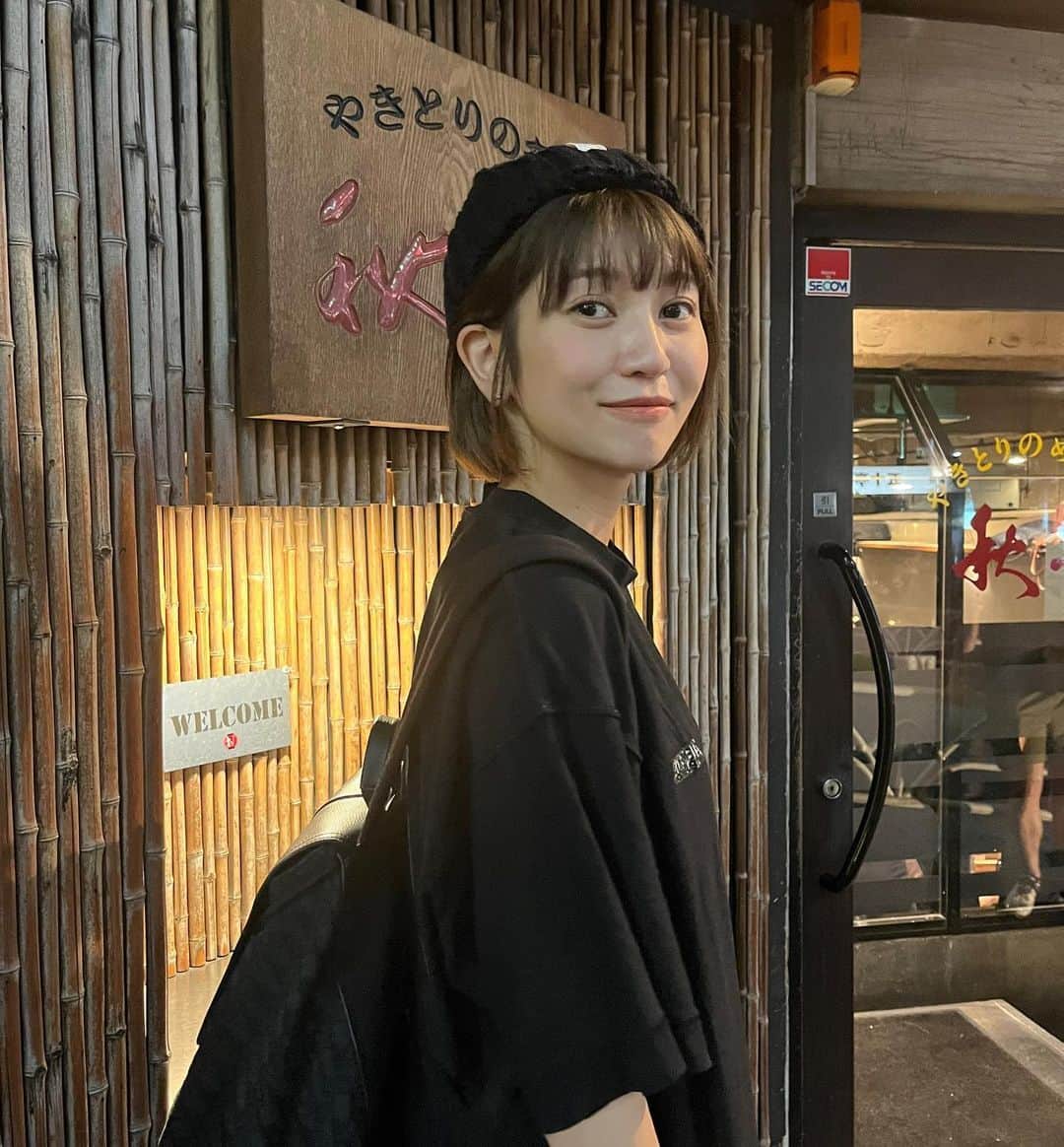 かおるやまのインスタグラム：「山本顧問は秋吉が大好きです！  いつも写真を撮ってくれてありがとう！  #やきとり #秋吉　#焼き鳥」