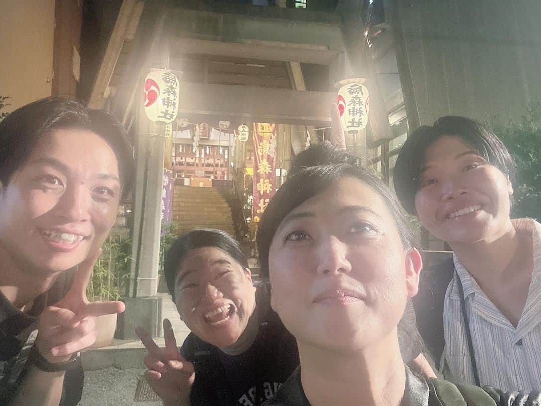 河井ゆずるさんのインスタグラム写真 - (河井ゆずるInstagram)「正月の実家みたいなくだらない話でずっと笑てました🎍  いつも刺激を下さる先輩と妖精ちゃんと楽しい時間を過ごさせて頂きました。  2枚目は同じ場所で友近さんが撮られた写真。、、、iPhone3？笑」9月29日 20時24分 - kawaiyuzuru