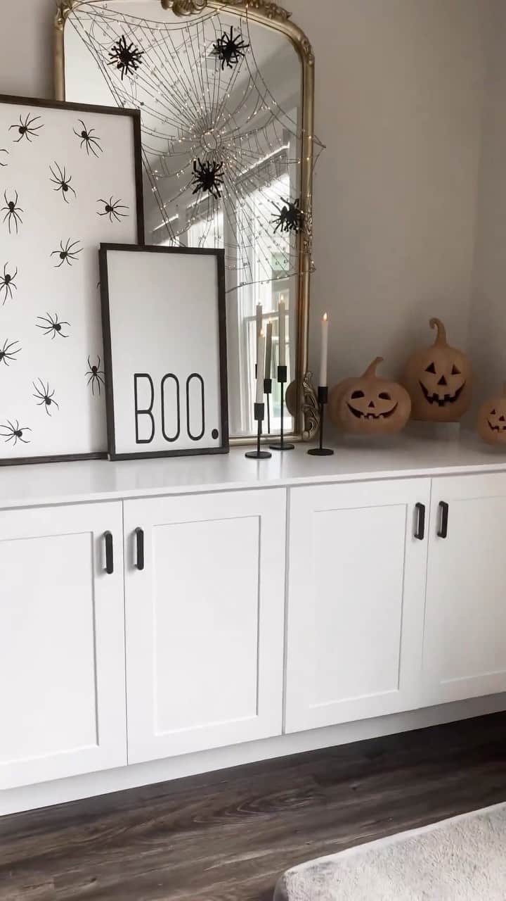 HomeGoodsのインスタグラム：「Coffee out of a cute, spooky mug just hits different 👻💀 (🎥: @ashleyghowe) #NationalCoffeeDay」