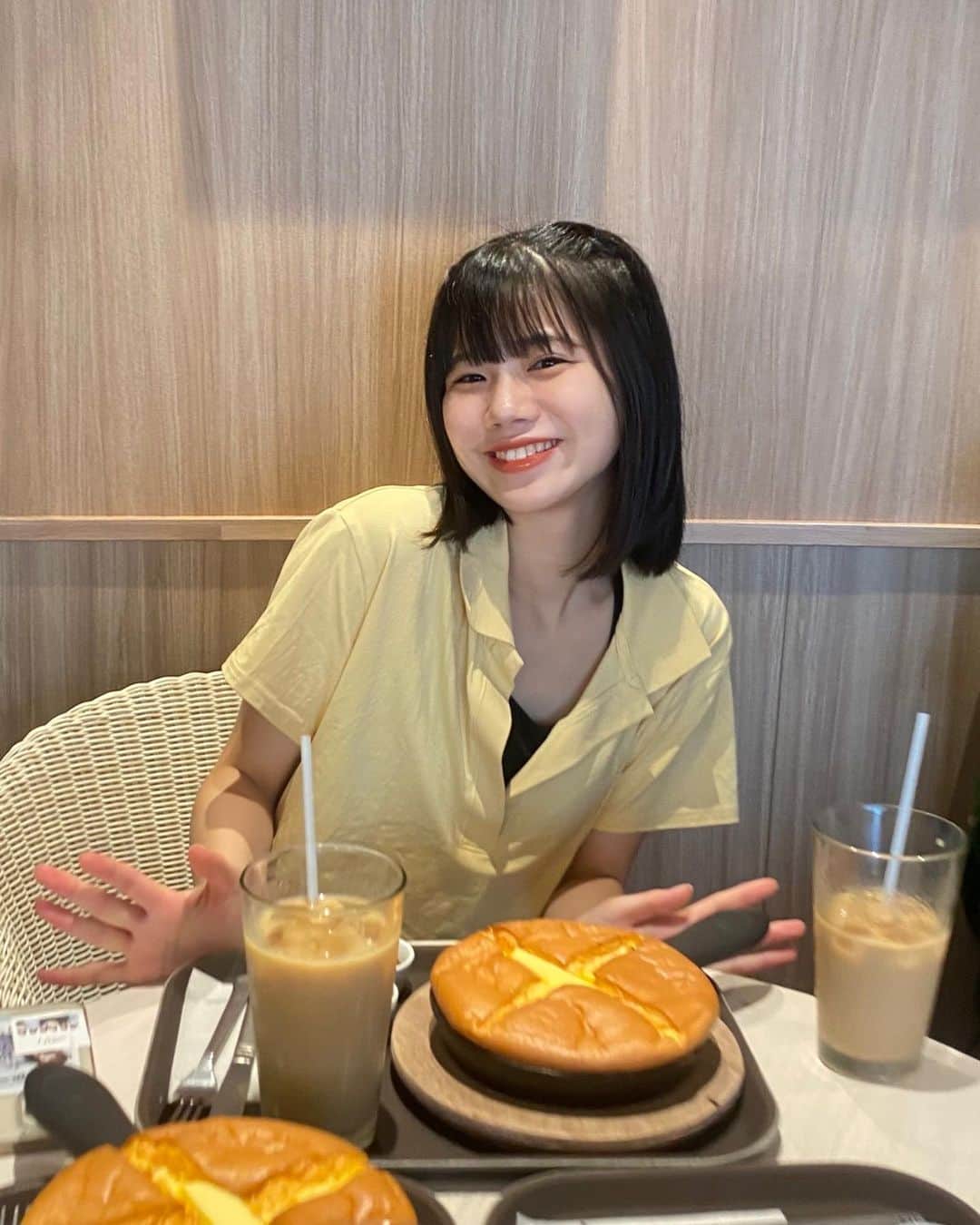 竹内ななみさんのインスタグラム写真 - (竹内ななみInstagram)「♡  またパンケーキ🥞❕  フォルムがめちゃかわいいパンケーキでした🐭  ・ ・ ・ ・ ・ ・ ・ ・ ・ #東京観光 #東京 #秋葉原カフェ #秋葉原 #秋葉原ランチ #パンケーキ #ぐりとぐらのパンケーキ #ぐりとぐら #oasiscafe #秋葉原グルメ #idol #japaneseidol #japanesegirl」9月29日 20時43分 - nanami.1002