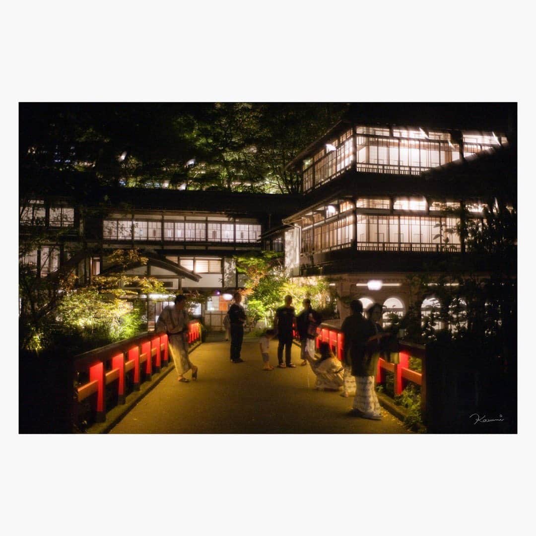 花澄のインスタグラム：「まるで絵に描いたような 観光地にいるのよ。  Leica M10-P summilux 35mm f1.4 2nd  #leica#leicam10p#summilux#summilux35#summilux35mm2nd#oldlens#オールドレンズ#tokyo#japan#oldlens_tokyo#花澄#kazumiphotography」