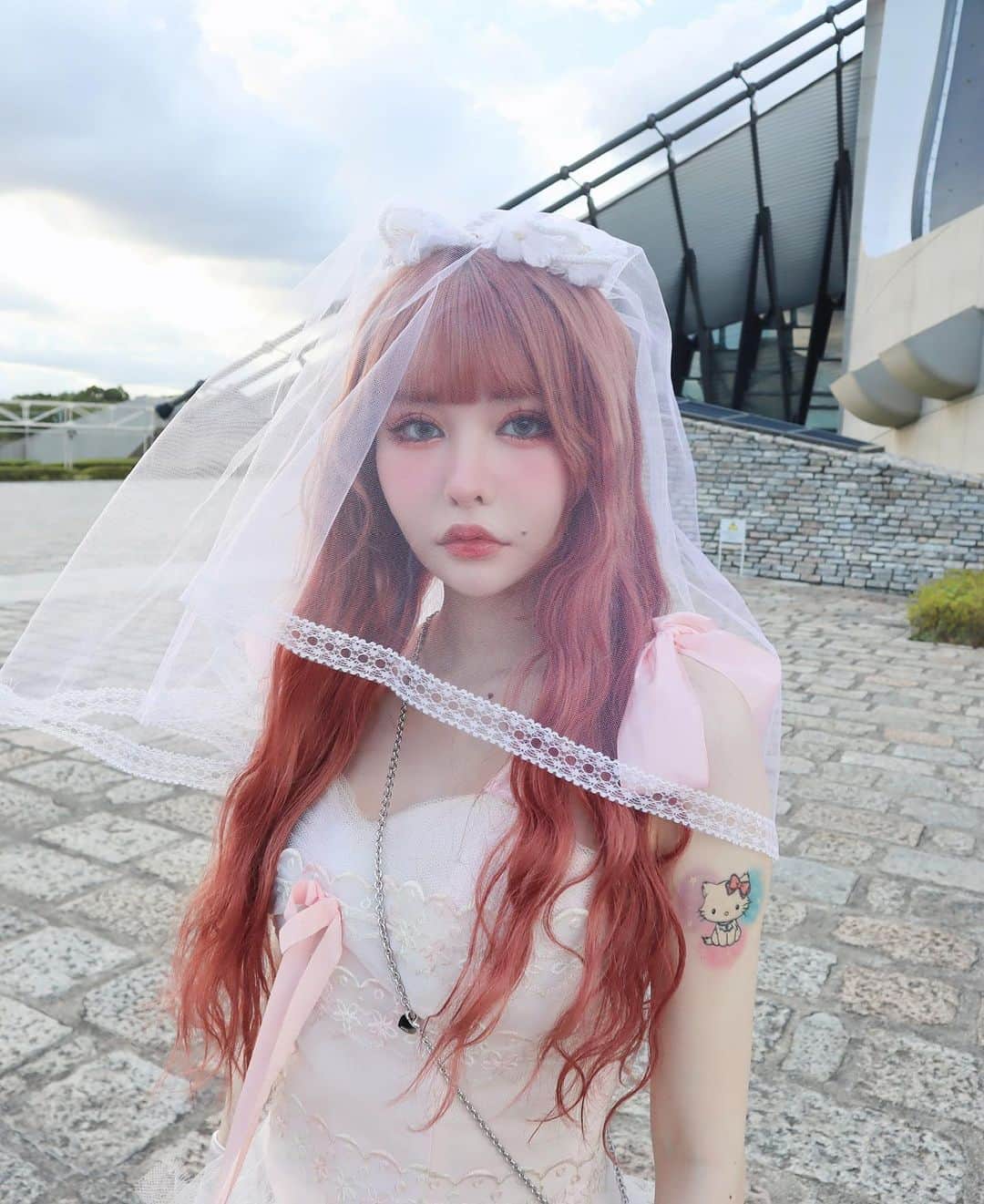 LARMEさんのインスタグラム写真 - (LARMEInstagram)「🪞 𝒫𝓇𝑒𝓈𝑒𝓃𝓉   IDOL RUNWAY COLLECTION  オフショット⛅ 🤍femme fatale 戦慄かなのちゃん 頓知気さきなちゃん 🤍かすちゃん 🤍実熊瑠琉ちゃん の2ショットサイン入りチェキを  8名様にプレゼント📷🫧  📢LARME 058 巻頭特集にて 『今の私、これからの私』について 4人にインタビューしているよ🪽 そちらもぜひcheckしてね！  ┈┈┈┈┈┈┈┈┈┈┈┈┈    𓊆  応募方法 𓊇  ① @larmemagazine をフォロー  ② 本投稿にいいね   ③ 希望のチェキ番号をコメント📝   🔔抽選対象は𓊆 公開アカウントのみ 𓊇となります。    𓊆  期間 𓊇  9/29(金)〜10/6(金)23:59まで  ※該当のプレゼントキャンペーンの投稿 どちらにもご応募いただけます。   #LARME #larmemagazine #larmemodel #larme058 #ラルム #ファッション絵本 #LARMEモデル #プレゼントキャンペーン #プレキャン #プレゼントキャンペーン実施中 #サイン入りチェキ #チェキ #サイン #サイン入り #戦慄かなの #頓知気さきな #femmefatale #かす #実熊瑠琉」9月29日 21時07分 - larmemagazine