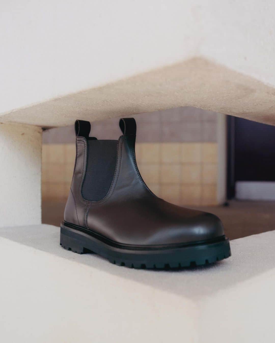 スタジオ ニコルソンのインスタグラム：「This AW23 boots are covered by the Kick, Square and Magda | Each utilises a heavy duty Vibram sole and high quality leather uppers | #studionicholson」