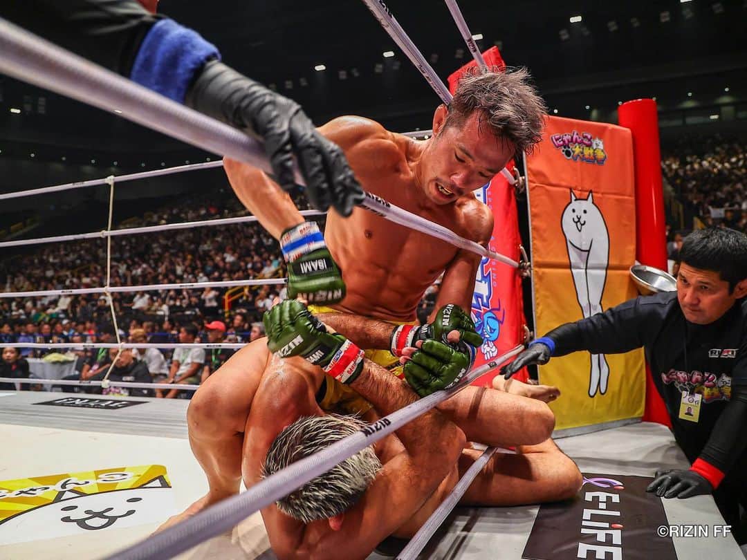 RIZIN FF OFFICIALのインスタグラム：「#RIZIN44 Match,10 "𝐍𝐞𝐰 𝐊𝐢𝐧𝐠 𝐨𝐟 𝐭𝐡𝐞 𝐇𝐢𝐥𝐥" ---------------- @kinchan_alpha  defeats @kleber_koike by Unanimous Decision.  #rizin #rizinff #mma #fighter」
