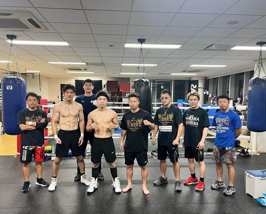 井上尚弥のインスタグラム：「1週間の集中強化トレーニングが終了しました！！ 良いトレーニングが出来て12月に向けてスイッチオン🔛  参加してくれたみんなありがとう！！ #👑👑👑👑」