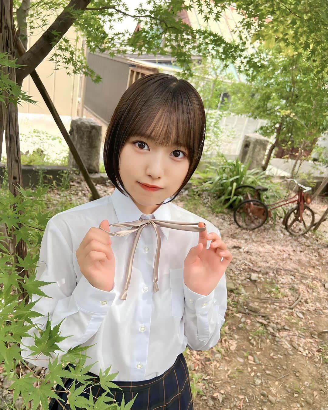 香月杏珠のインスタグラム：「・  11/25 『乙女のはにかみ』をリリースいたします📀♡♡  久しぶりの新作発売できて嬉しいです☺️🫶！！  21歳最後の作品😳！ あんちゃん堪能パックになってますぜひお迎えしてあげてね🪄⌒♡｡．  これからオフショ沢山載せるよー！！ 少しでもオフショ見て気になったらお迎えすべしです🫶🫶  Twitterに新作先行予約リンク貼ってるからチェックしてね！  #グラビア  #グラビアアイドル   #グラドル自画撮り部  #グラドル自撮り部  #コンカフェ  #コンカフェ嬢  #踊ってみた  #踊り手  #黒髪ボブ」