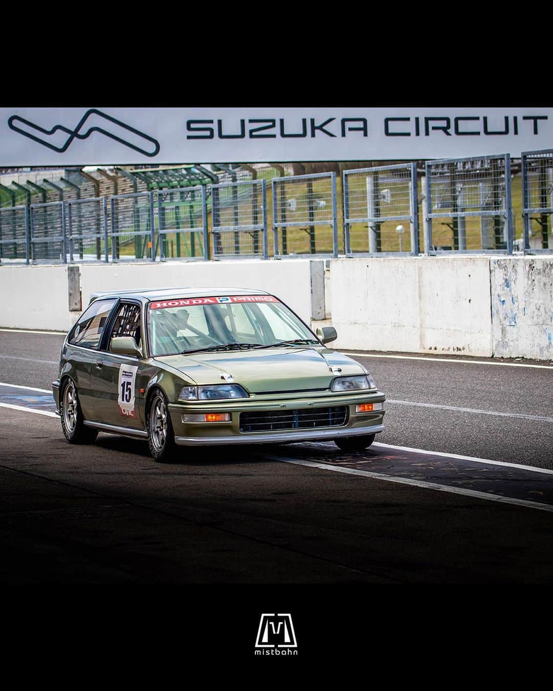 mistbahnさんのインスタグラム写真 - (mistbahnInstagram)「_ TOPGUN RACING Honda EF9 CIVIC SiR _ 🚗: Account unknown 📷: @mistbahn _ Shot on Aug-24 2022 🏁 "HONDA ONE MAKE CHAMPION CUP RACE 2022 Rd.3" at Suzuka International Circuit. _ JP) 2022年8月24日 鈴鹿フルコース(鈴鹿サーキット国際レーシングコース)、ゼロファイターさん( @zerofighterautocustom )主催「HONDA ONEMAKE CHAMPION CUP RACE Rd.3」で撮影。 _ _ #hondaonemakechampioncuprace #hondaonemake #zerofighterautocustom #ホンダワンメイク #suzukacircuit #suzukainternationalcircuit #鈴鹿サーキット #topgunracing #トップガンレーシング #ネオクラ同好会 #オプレッサー #honda #civic #hondacivic #ホンダシビック #グランドシビック #ef9 #efcivic #bseries #kanjo #kanjoracer #kanjozoku #kanjostyle #timeattack #timeattackjapan #hondasontrack #te37 #rays #advan #a050」9月29日 21時41分 - mistbahn
