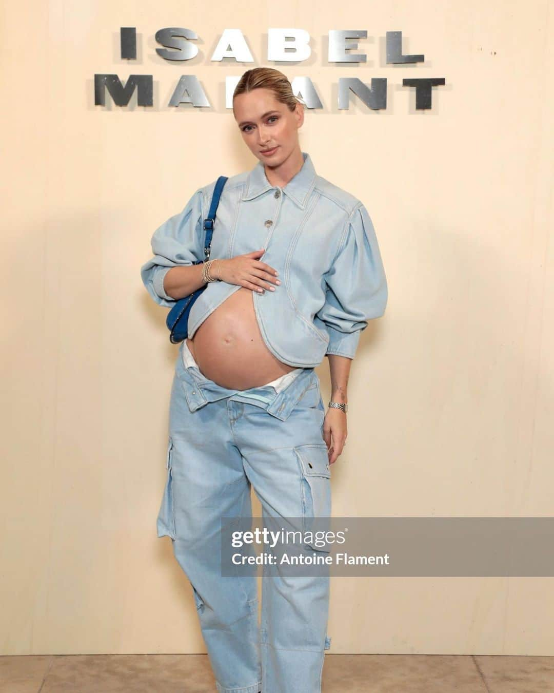 ライアン・マイヤーさんのインスタグラム写真 - (ライアン・マイヤーInstagram)「Riri made me do it 🤰🏼@isabelmarant #ss24」9月29日 21時59分 - rianne.meijer