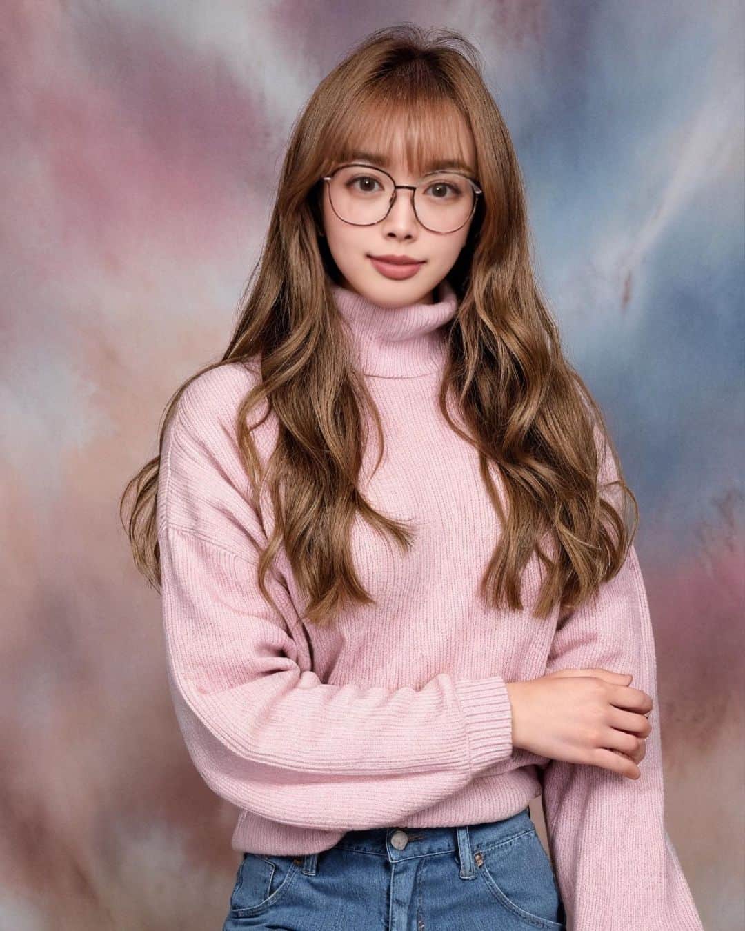 板橋瑠美さんのインスタグラム写真 - (板橋瑠美Instagram)「90年代の外国のアルバム♡  流行りのＡＩイヤーズブックってやつやってみた♡  1枚目のは、クラスで絶対マドンナポジションだったんだろうなって女の子に顔をはまってるやつにした笑  ハーフだったらこんな顔なのかな((((･´ω`･))))  みなさん何枚目の私が好きですか？？？  てか、5枚目とかいつもの私な気がするw」9月29日 22時13分 - rumi_official_0616