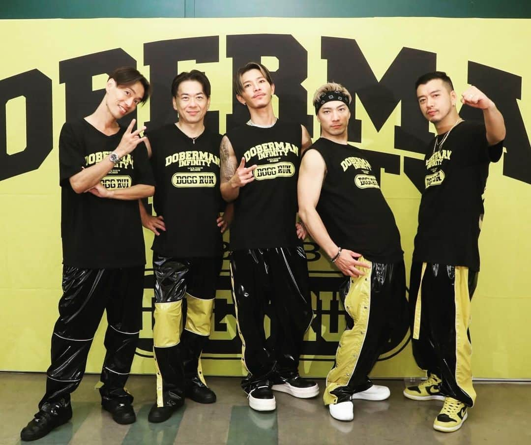 P-CHOのインスタグラム：「ツアーDOGG RUN福岡公演、皆さんやば過ぎましたよ🔥 僕達もいろいろやば過ぎましたが！笑 福岡ならではのライブが出来て最高でした‼️全力でのぶつかり合いが出来て上がりまくりました‼️ 福岡の皆さん本当に本当にありがとうございました✨ 次は名古屋公演よろしくです‼️ 次は何が起こるか(^-^)」