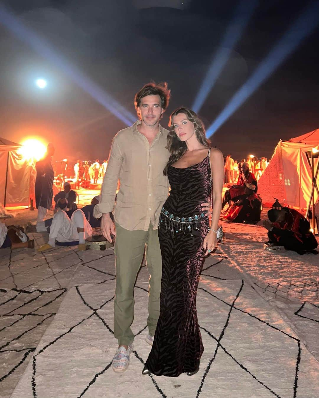 Glam4Youさんのインスタグラム写真 - (Glam4YouInstagram)「Festa no Deserto | Celebrando @stephaniezgarcia e @dudupetrelli」9月29日 22時41分 - nativozza