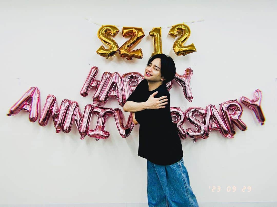 中島健人さんのインスタグラム写真 - (中島健人Instagram)「セクゾおめでとう！  Sexy Thank You🌹✨ Sexy Zone!  12周年！🫶  #Mステ  #本音と建前」9月29日 22時36分 - kento.nakajima_313