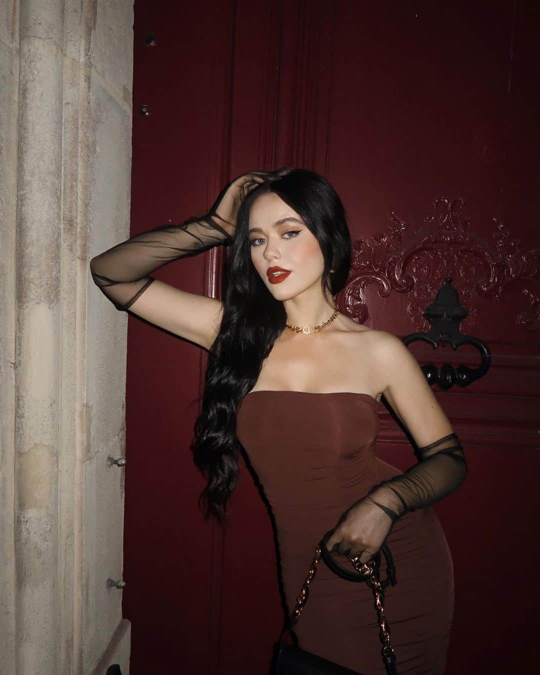 クリスティナ・バザンさんのインスタグラム写真 - (クリスティナ・バザンInstagram)「Paris is burning 🥀 More photos from my look to attend the Dior @diorbeauty J’adore Exhibition at the Musée des Beaux Arts in Paris 🌙」9月29日 22時41分 - kristinabazan
