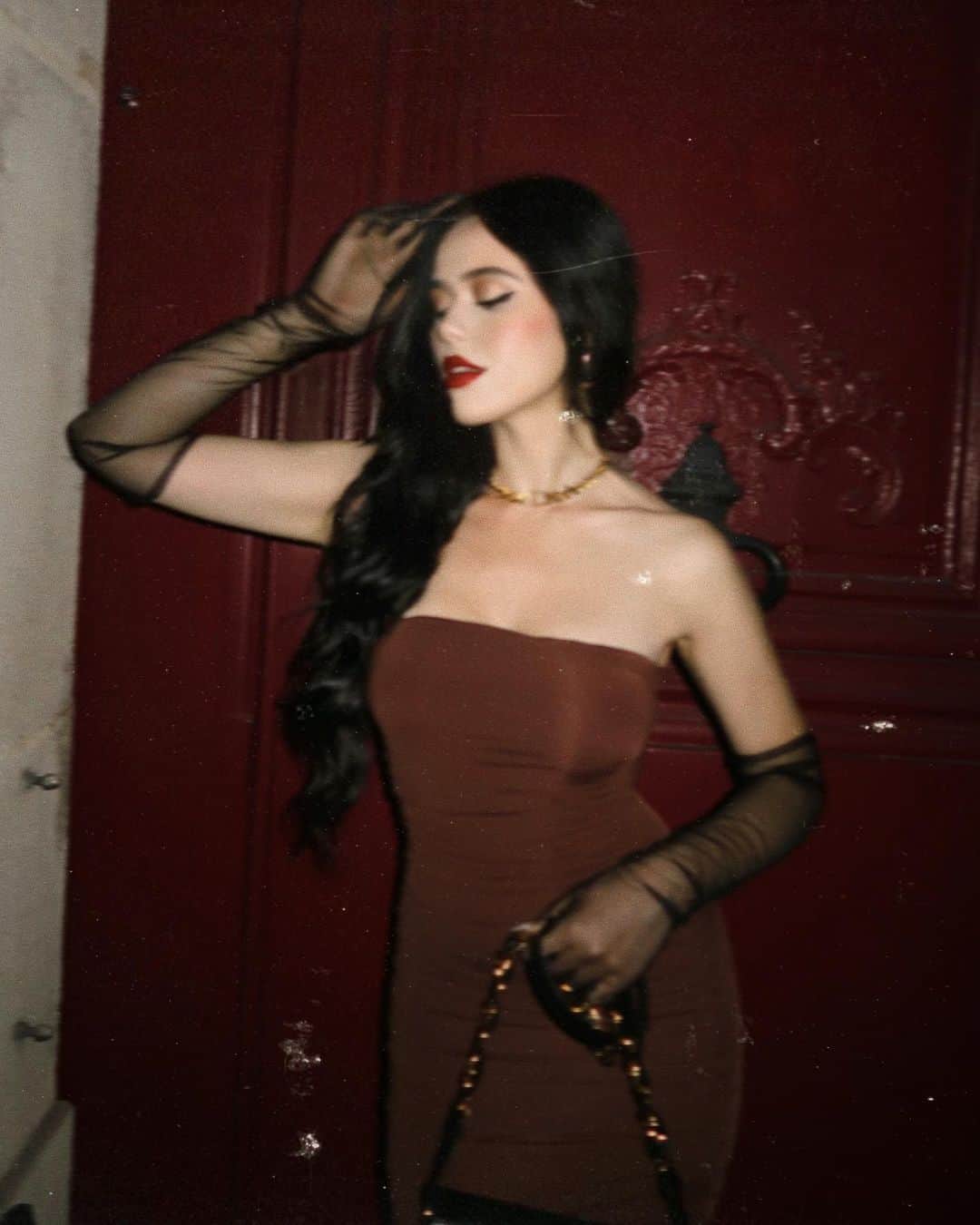 クリスティナ・バザンさんのインスタグラム写真 - (クリスティナ・バザンInstagram)「Paris is burning 🥀 More photos from my look to attend the Dior @diorbeauty J’adore Exhibition at the Musée des Beaux Arts in Paris 🌙」9月29日 22時41分 - kristinabazan