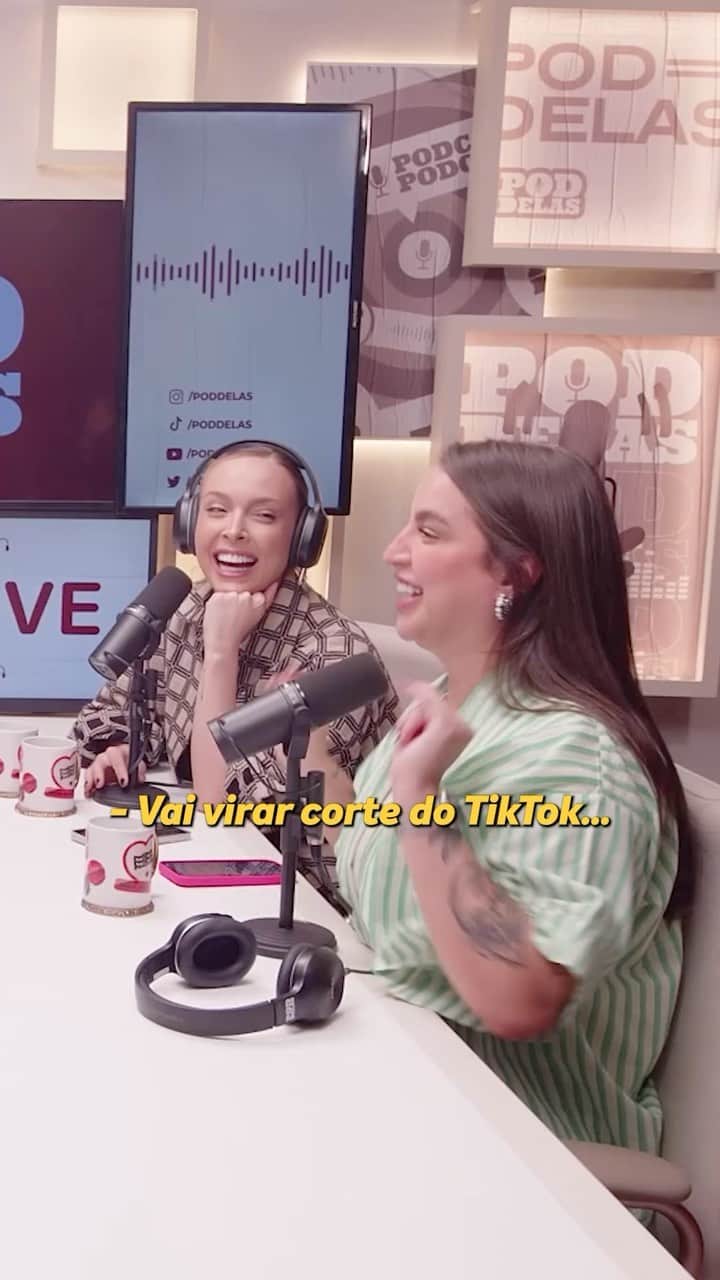 Bruna Unzuetaのインスタグラム：「Essas duas juntas não dá 😂😂😂 @boounzueta @marciasensitiva」