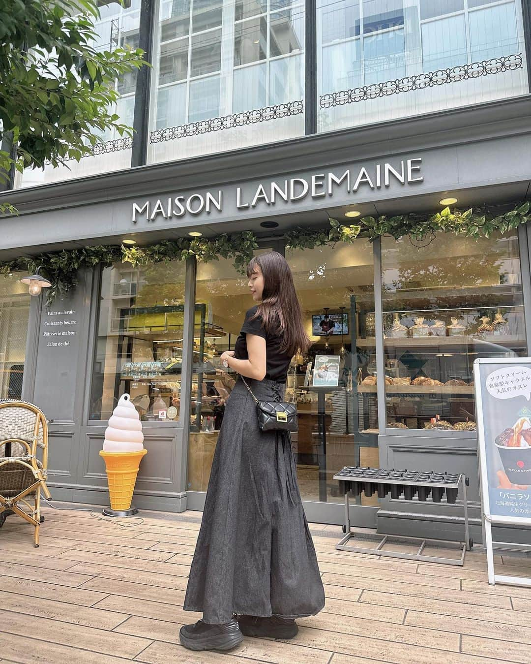 松岡美沙さんのインスタグラム写真 - (松岡美沙Instagram)「🥐☕️ . . 朝活大好きマン🤭 . クロワッサンのためにフランスに行きたいねと話した日🥐 . . 📍メゾン・ランドゥメンヌ ( @maisonlandemaine_jp ) 〒106-0041 東京都港区麻布台3-1-5 . . . #朝活 #朝活カフェ #パン屋さん #六本木 #麻布十番 #六本木カフェ #麻布十番カフェ #メゾンランドゥメンヌ #maisonlandemaine #クロワッサン #カヌレ #カフェラテ #cafe #coffee #coffeetime #happy #cute」9月30日 8時27分 - matsumisa1129