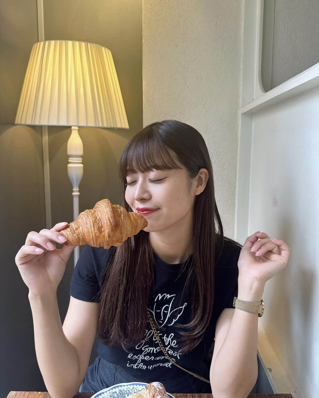 松岡美沙さんのインスタグラム写真 - (松岡美沙Instagram)「🥐☕️ . . 朝活大好きマン🤭 . クロワッサンのためにフランスに行きたいねと話した日🥐 . . 📍メゾン・ランドゥメンヌ ( @maisonlandemaine_jp ) 〒106-0041 東京都港区麻布台3-1-5 . . . #朝活 #朝活カフェ #パン屋さん #六本木 #麻布十番 #六本木カフェ #麻布十番カフェ #メゾンランドゥメンヌ #maisonlandemaine #クロワッサン #カヌレ #カフェラテ #cafe #coffee #coffeetime #happy #cute」9月30日 8時27分 - matsumisa1129