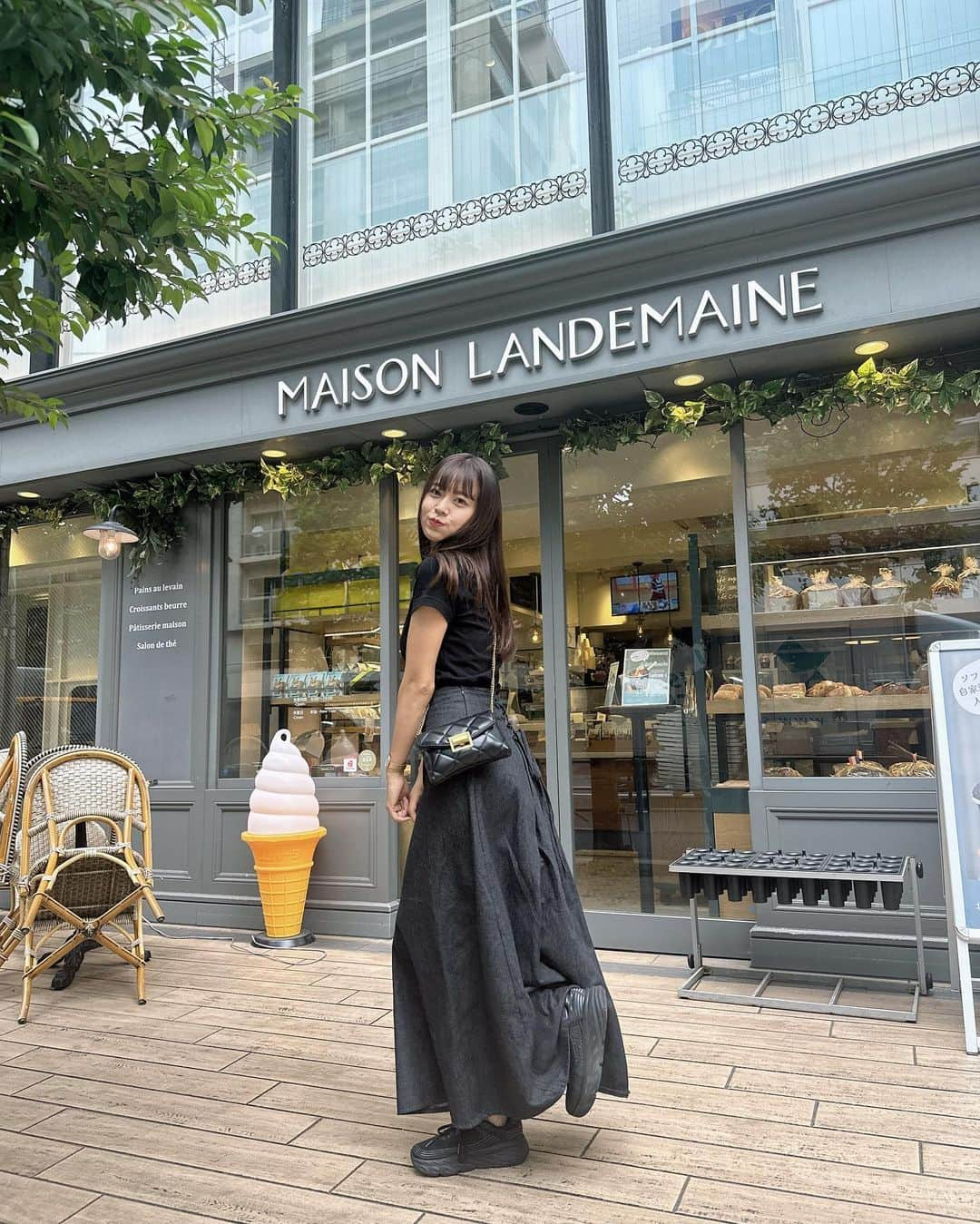 松岡美沙さんのインスタグラム写真 - (松岡美沙Instagram)「🥐☕️ . . 朝活大好きマン🤭 . クロワッサンのためにフランスに行きたいねと話した日🥐 . . 📍メゾン・ランドゥメンヌ ( @maisonlandemaine_jp ) 〒106-0041 東京都港区麻布台3-1-5 . . . #朝活 #朝活カフェ #パン屋さん #六本木 #麻布十番 #六本木カフェ #麻布十番カフェ #メゾンランドゥメンヌ #maisonlandemaine #クロワッサン #カヌレ #カフェラテ #cafe #coffee #coffeetime #happy #cute」9月30日 8時27分 - matsumisa1129