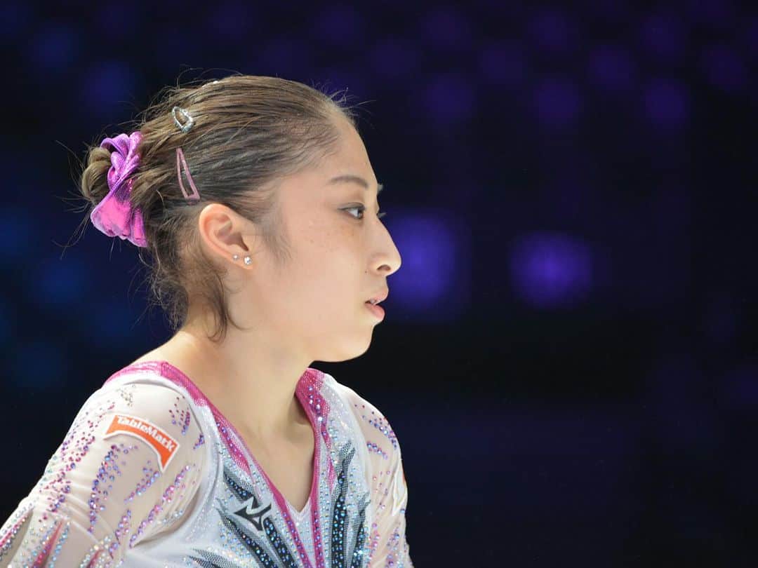 日本体操協会さんのインスタグラム写真 - (日本体操協会Instagram)「#世界体操2023   女子ポディウムトレーニング終了しました！🇯🇵 いよいよ試合がスタートします🔥 アジア大会の勢いをもらってまずは男子予選から…💪🏻 応援よろしくお願いします！  ✨宮田笙子✨ 世界選手権に戻ってきて、ワクワクしている気持ちと、緊張の両方を感じています。パリの出場権がかかった試合になるので、あと2日の練習で調整して、まずは予選に全てをかけたいと思います。  ✨岸里奈✨ 跳馬で少しひやっとしたんですが4種目目のゆかまでできたので、試合までに調整して、最高のパフォーマンスができるようにしたいです。  ✨畠田千愛✨ ポディウム練習に合わせて調整して、今日4種目確認できたので、あと2日の練習しっかりあわせて挑みたいと思います。  ✨深沢こころ✨ コンディションはだんだん上がってきています。器具への細かいあわせなど確認しながら、予選でベストパフォーマンスが出せるようにやっていきたいと思います。  ✨芦川うらら✨ 2年ぶりの代表で世界選手権のポディウム練習は、少し緊張したんですけど、そのなかで会場の雰囲気も楽しんで自分の演技も出せました。チーム力も団結してきているので、しっかりみんなで盛り上げて試合を楽しんで行きたいとも思います。  #体操ニッポン #ARTWorlds2023 #Antwerp2023  @antwerp2023  @figymnastics」9月30日 9時00分 - gymnasticsjapan