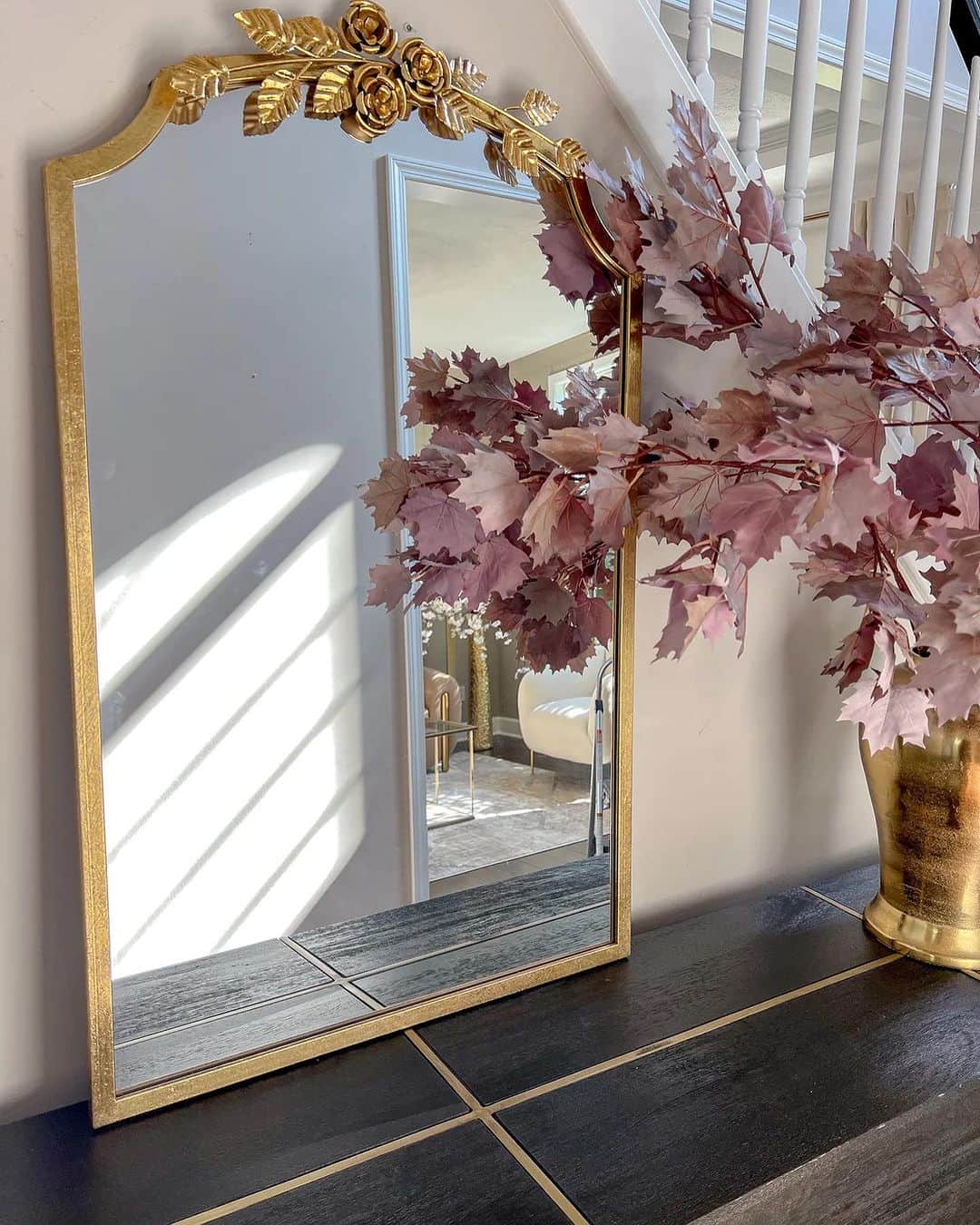 のインスタグラム：「Mirror mirror on the wall✨🪞 Add a timeless touch of magic to any space of your home with our beautiful mirror decor! Available today at inspiremehomedecor.com link in bio.」
