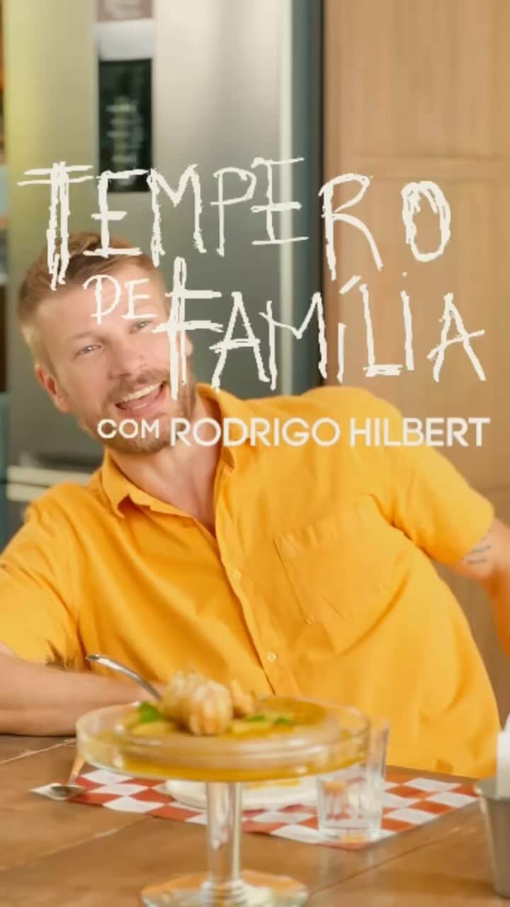 Rodrigo Hilbertのインスタグラム：「Hoje o vovô aqui está no episódio de “Tempero de Família” às 21h30 no GNT.」