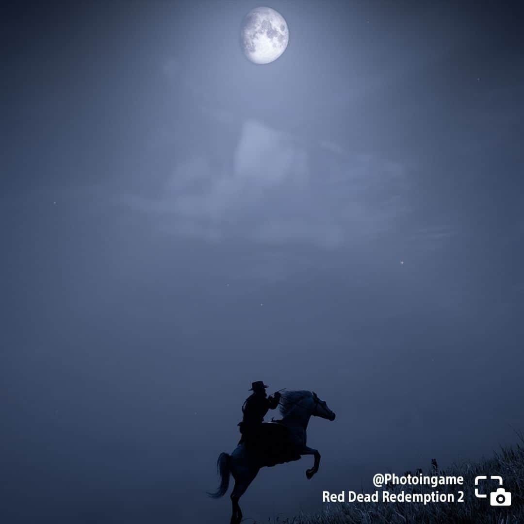 PlayStationのインスタグラム：「Share of the Week basks in the moonlight. Next week’s theme: Rest #PSshare #PSBlog」