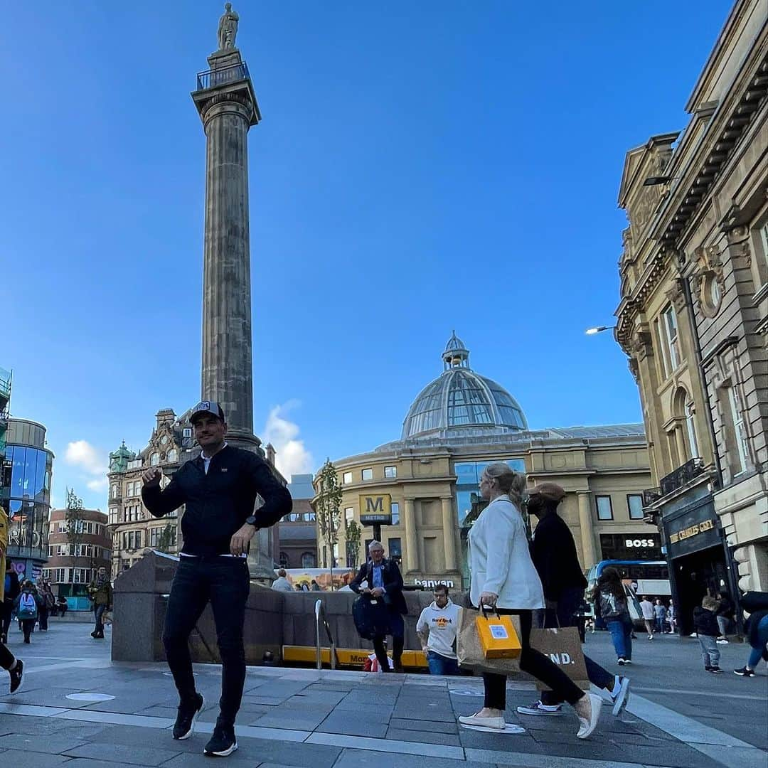 イケル・カシージャスのインスタグラム：「Visit Newcastle.  🏴󠁧󠁢󠁥󠁮󠁧󠁿 🏰 🏴󠁧󠁢󠁥󠁮󠁧󠁿」