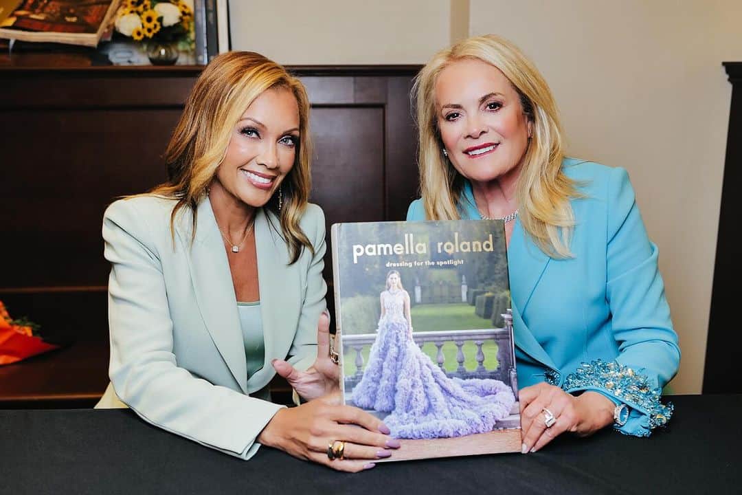 のインスタグラム：「Ending this fashion month with moments made glamorous by veteran designer @pamellaroland who always makes everything beautiful wherever she goes ✨Pamella’s new coffee table book ( that I did the foreword for)“Dressing for the Spotlight” was the topic at @rizzolibookstore last night  Thanks for always providing me with the most elegant gowns and hilarious friendship 💜」