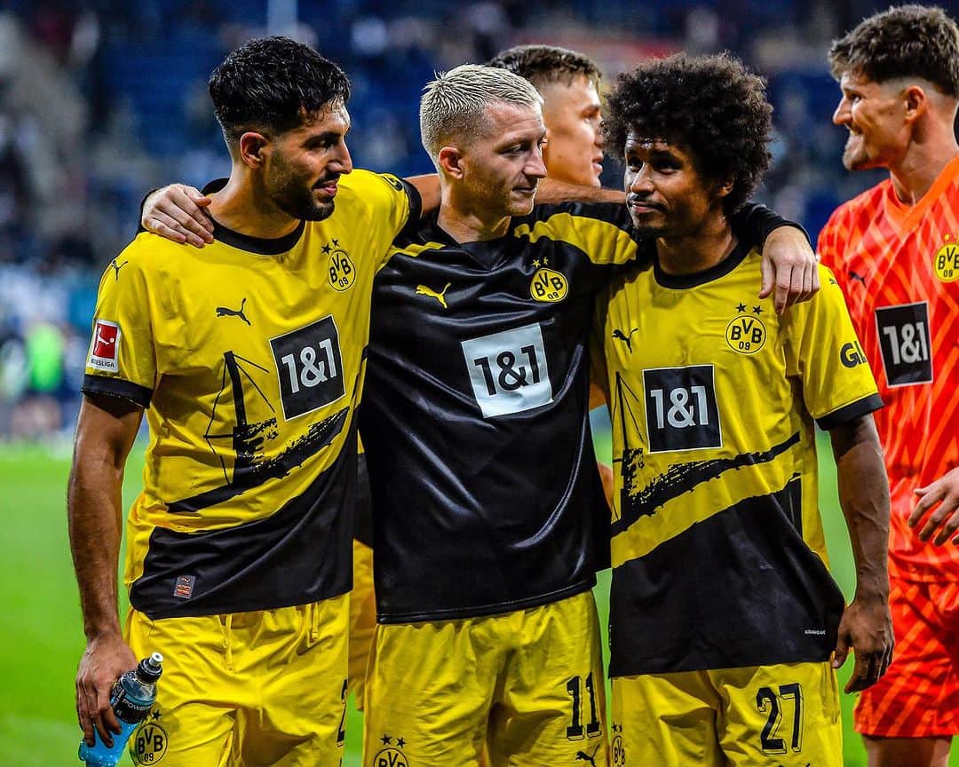エムレ・カンさんのインスタグラム写真 - (エムレ・カンInstagram)「Great win away from home. Thanks to all the traveling fans 💛  Full focus on the next game now 👀💯」9月30日 6時25分 - emrecan23