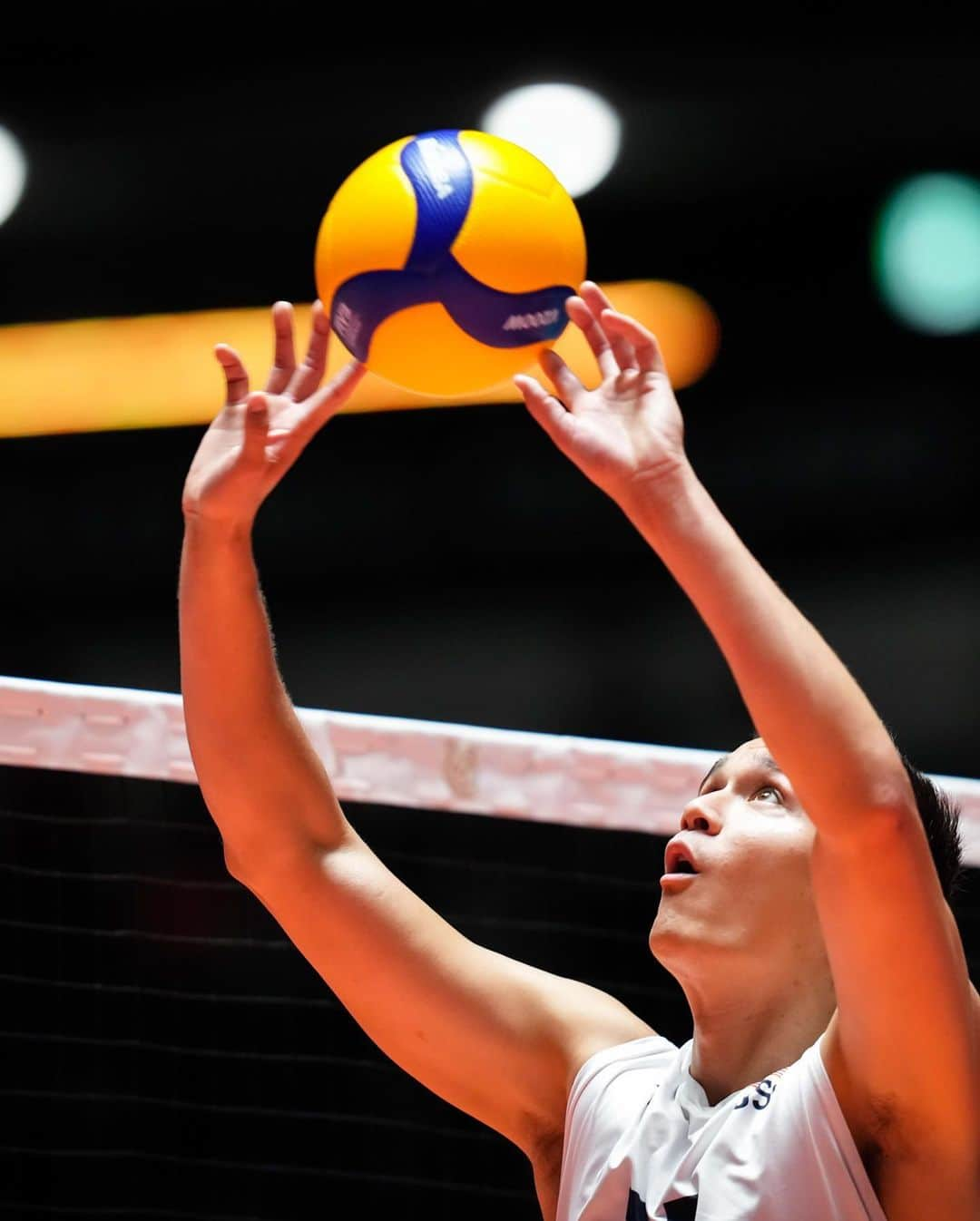 USA Volleyballさんのインスタグラム写真 - (USA VolleyballInstagram)「MICAH CHRISTENSON 🇺🇸   The setter & USA won their first match 🆚 Egypt 🇪🇬 on day 1 of the @paris2024 qualifier.  📺 Watch the matches on VBTV.  ⏰ Sep 30 - Oct 8 Schedule: LINK IN BIO.  🏐 #CloserToParis #volleyball」9月30日 19時08分 - usavolleyball