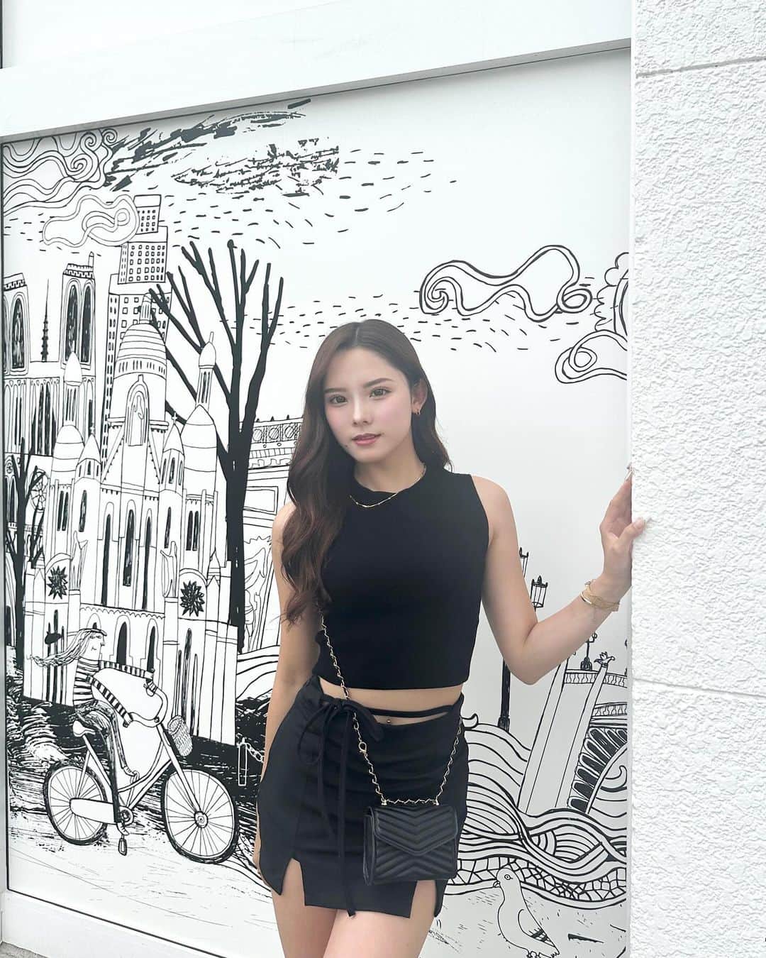 原田美優のインスタグラム：「. ボトムス可愛すぎーーー🪼🩵」