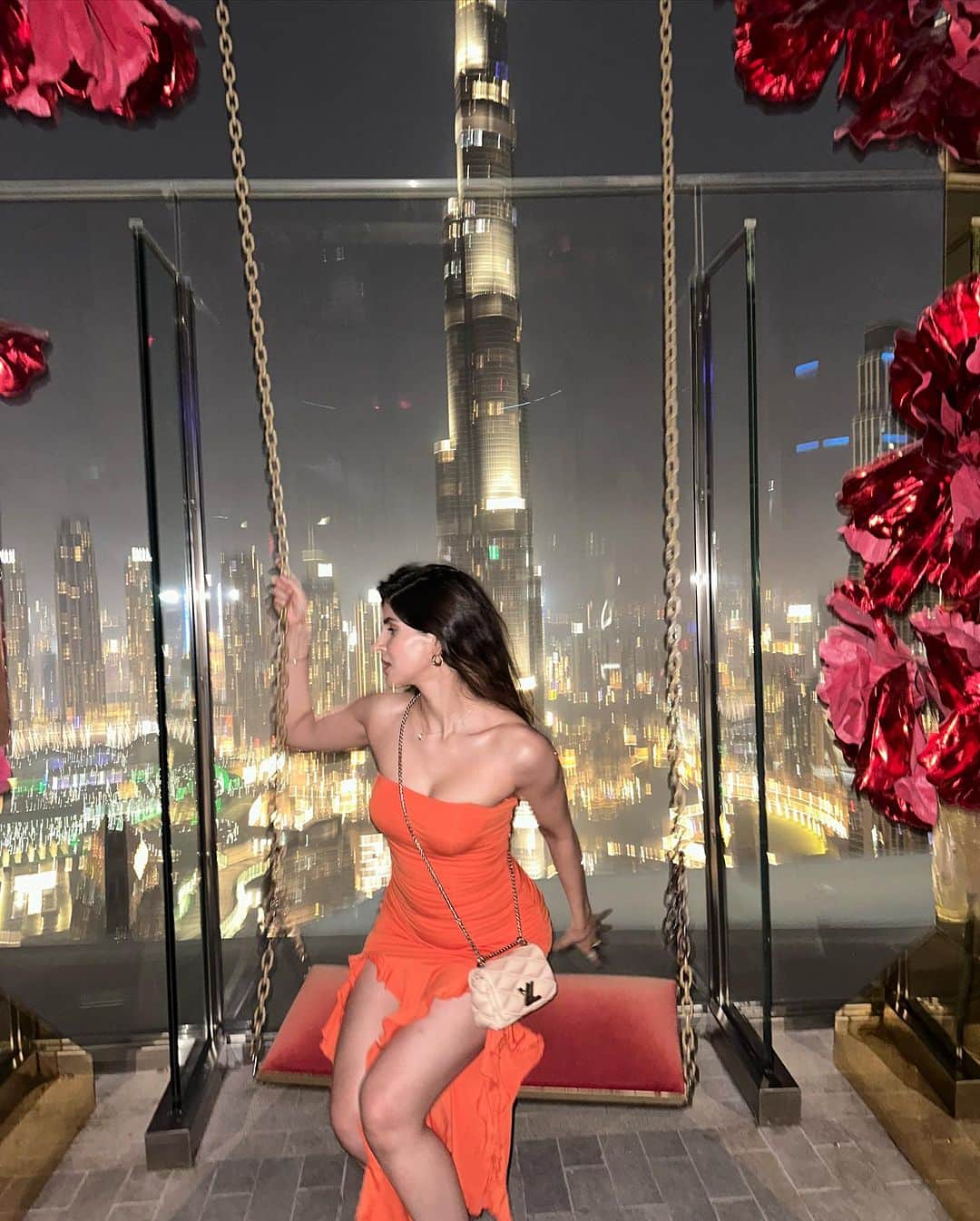 Sakshi Malikさんのインスタグラム写真 - (Sakshi MalikInstagram)「Dubai nightlife never disappoints 💫」9月30日 17時56分 - sakshimalikk