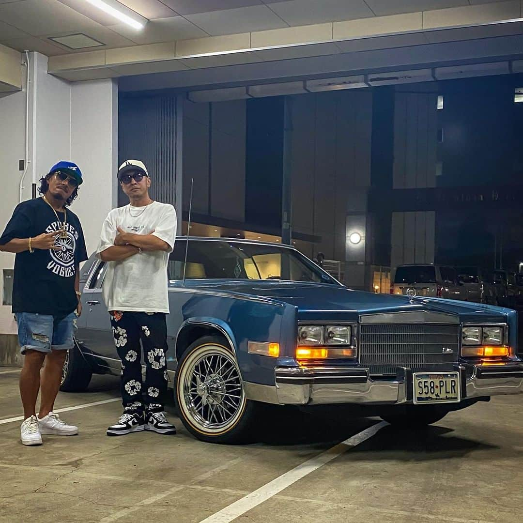 Kayzabroのインスタグラム：「DJ GOとキャデラックエルドラド やっと現物見れた　激ヤバ🔥 #azzurro @newest_hiphopstore」