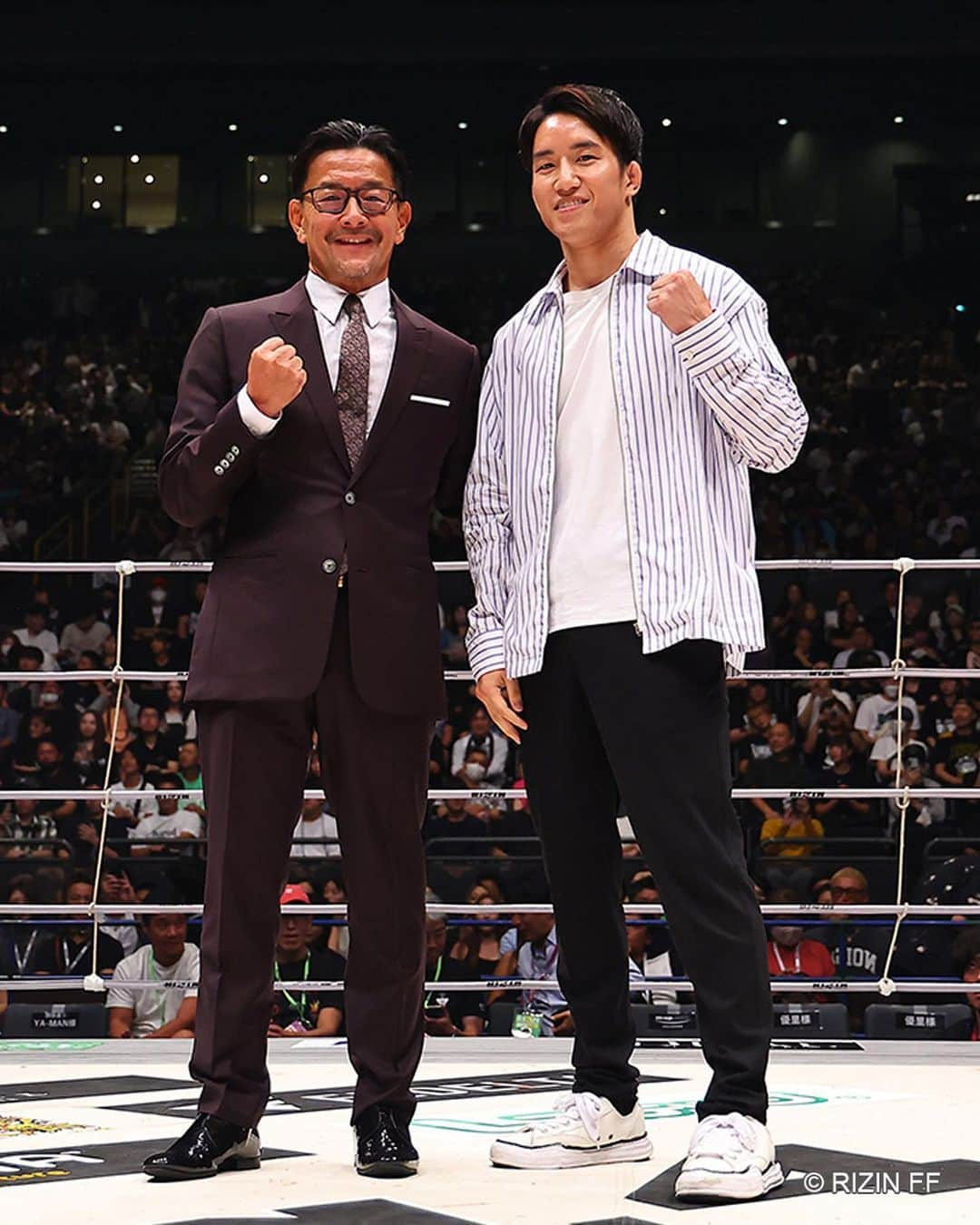 榊原信行さんのインスタグラム写真 - (榊原信行Instagram)「先週末のRIZIN.44たまアリでの公開オファー以降、海と皇治とも何度も話し合い、またファンの皆んなの声にも耳を傾け、色々調整を図り、どうするべきかを熟考しました。 その結果、今回はこの2人のカードをこのタイミングで無茶をしてマッチアップする事は止める事にしました。 もし、近い将来この2人が対峙する様な時が来たら、必ず実現させたいと思います。 最後の最後まで、名古屋大会に華を添えるべく、出場に向けて調整をし、真剣に検討をしてくれた海と皇治に心から感謝します。  Last weekend, on September 24th (Sun) at the RIZIN.44 event at Saitama Super Arena, I made an offer to Kai Asakura and Kouzi in the ring, and since then I have had numerous discussions with Kai Asakura and Kouzi. . We then considered what we should do based on the opinions of our fans. As a result, I have decided not to carry out this battle between these two now. If the time comes for them to face each other in the future, I definitely want to make this match happen. They talked with me many times to make the Nagoya event more exciting. I am truly grateful to Kai Asakura and Kouzi.  #RIZIN_LANDMARK6 #朝倉海 #皇治 #KaiAsakura #Kouzi」9月30日 18時11分 - nobu_sakakibara