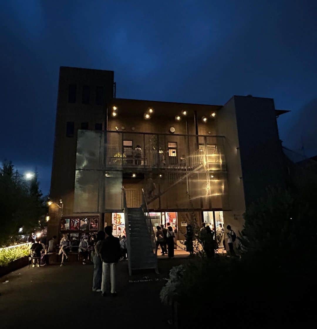 入江悠さんのインスタグラム写真 - (入江悠Instagram)「京都みなみ会館最終日に駆けつけた武田梨奈さんと一緒に。 僕らの仕事場は映画館です。」9月30日 18時43分 - u_irie