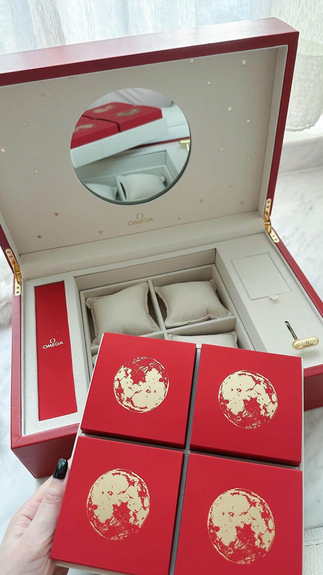 Ruby Kwanのインスタグラム：「Thank you @omega. ❤️❤️❤️ #omega #omegahk #midautumnfestival2023」