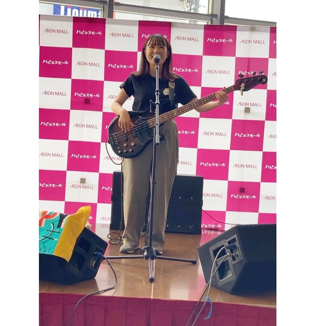 OKAPYさんのインスタグラム写真 - (OKAPYInstagram)「. MUSIC FESTIVAL  inイオンモール松本！ ありがとうございました〜😍♥️  沢山の方々に聴いてもらえて 一緒に楽しんでもらえて 本当に嬉しかったです🥹✨ 地元の方々はもちろん 遠方から来てくださった方々も 本当に有難うございました☺️  差し入れも 有難うございました〜o(^o^)o♥️!! また改めて動画等UPします🕊✨」9月30日 18時52分 - okapy0614