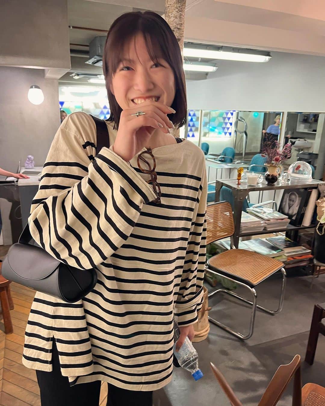 のインスタグラム：「#WHERE」