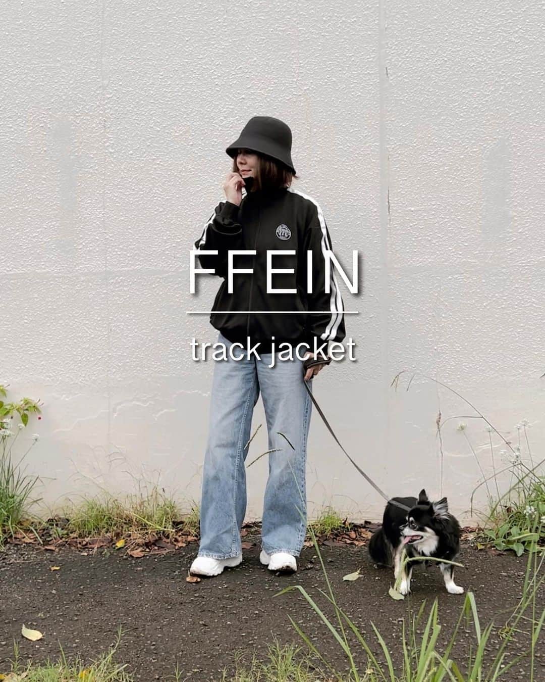 0510_nanaのインスタグラム：「❥ ❥ ❥coordinate  最近の朝のお散歩は、半袖だとちょっと涼しいけど長袖だと暑い。  だからサッと羽織れるトラックジャケットはちょうどいいんだよね。  スカートと合わせてもいいし実は使い勝手がいいのよ。  @ffein_official  FFEIN オーバーサイズワンポイントトラックジャケット  trackjacket #ffein  denim #hm sneakers #nike hat #uniqlo   #FFEIN #フェイン #ユニセックス #トレンドコーデ #カジュアルコーデ #秋服 #FFEIN購入品 #新作 #トラックジャケット #locari #骨格ストレート #骨格ストレートコーデ#プチプラコーデ #パーソナルカラーオータム  #イエベ秋 #イエベ秋コーデ #40代コーデ #アラフォーコーデ #50代コーデ #アラフィフコーデ #チワワ」