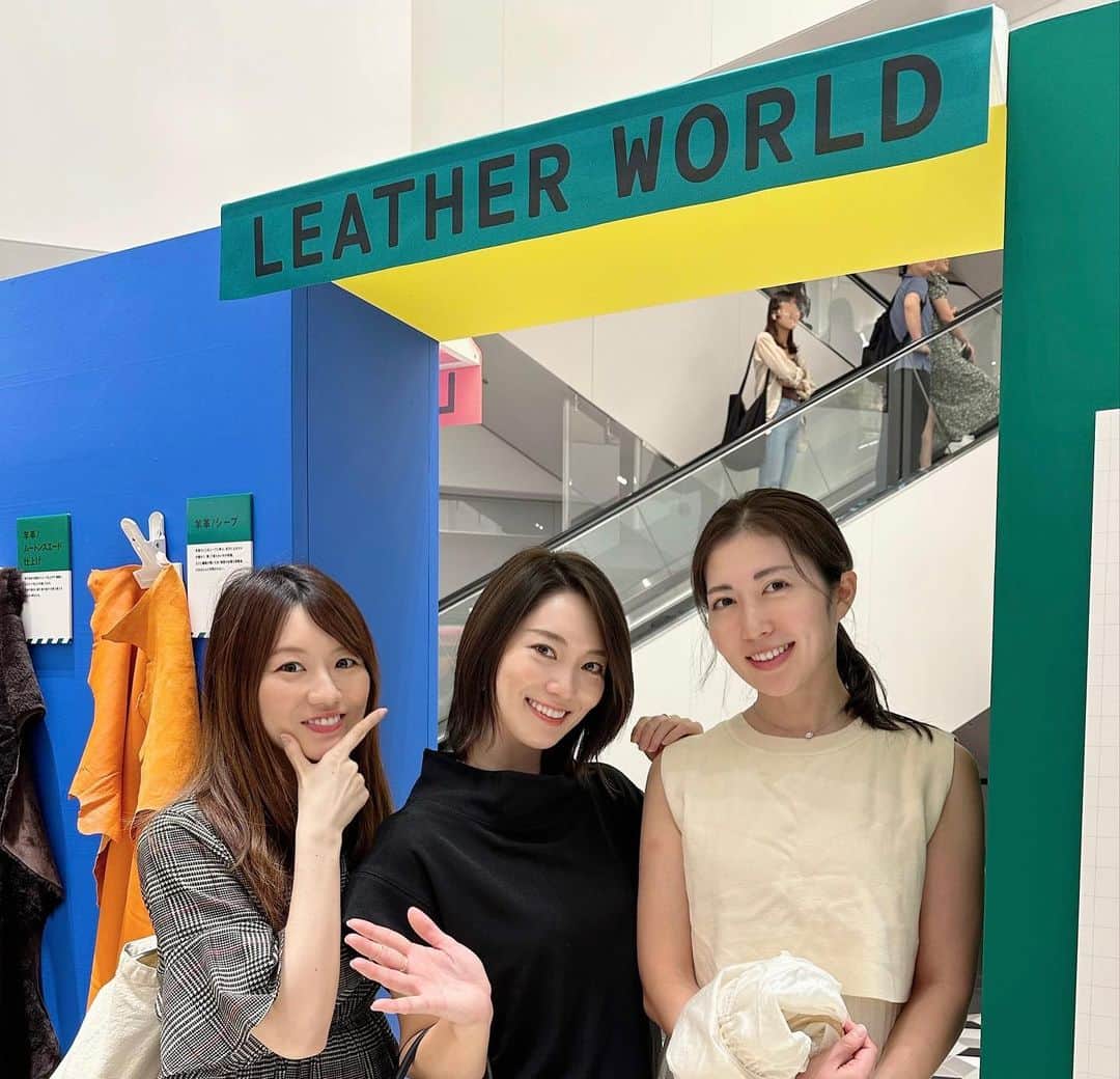 にゃんさんゴルフのインスタグラム：「今年もLEATHER WORLD 行ってきた😚 ＠渋谷スクランブルスクエア7階  クイズやワークショップあるよ！  2階ではレザーの専門サイト  「teema(テーーマ)」の初のPOP UPも開催してたよー🙆‍♀️  イベント、POP UPは明日10 月1日まで開催中🐈 遊びに行ってみてね〜🐊🌬️  #PR #leatherworld2023 #japanleather #leatherworld#テーーマ#渋谷#渋谷スクランブルスクエア」