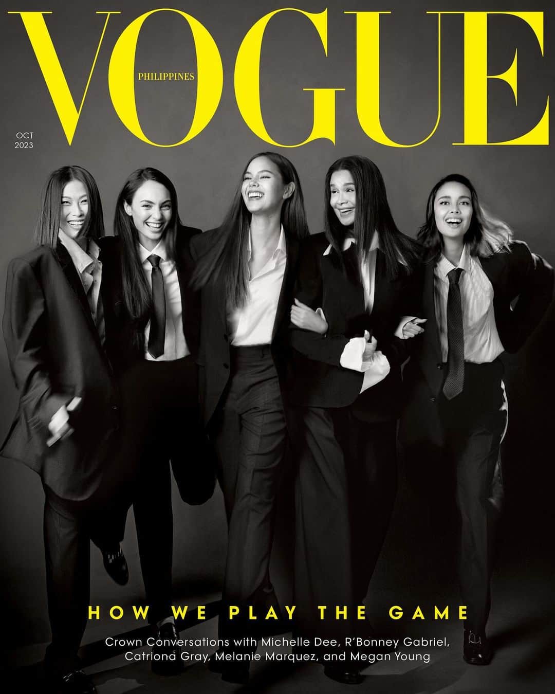 ミーガン・ヤングのインスタグラム：「Five Filipina beauty queens—#MichelleDee, #RBonneyGabriel, #CatrionaGray, #MelanieMarquez, and #MeganYoung—gather for a “crown conversation,” touching on topics such as manifesting, changing mindsets, and the pursuit of happiness.  'Sometimes it’s really the simple things that count. We are constantly grateful for the things that we have, and that’s what really pushes us in life,' shares Young, who won Miss World in 2013.   Click the link in bio to read the October 2023 issue, out now on newsstands and shop.vogue.ph.   Featuring @meganbata, @catriona_gray, @rbonneynola, #MelanieMarquez, and @michelledee wearing looks from @carolinaherrera, @maxmara, @louisvuitton, @andantefootwear, @tiffanyandco, @falke, @cartier, @marianzara, @studioeustacia, @rhetteala, @rogervivier, @stephtancouture, @__rafglang, @uniqlophofficial and @bulgari  Photographed by @shairaluna, beauty editor @joyce.orena, fashion director @pamquinones, styled by @mrneilanthonie, @stevencoralde, makeup by @gerypenaso, @jellyeugenio, @zidjianpaul, hair by @hairbybrentsales, @dalemallari_, @nellyseboy, nails by @extraordinail, art director @jannpascua, production design by @justine_arcegabumanlag, produced by @biancazaragoza, @anzhizon, multimedia artist @tnkrbll.pblt, photographer’s assistant #EmelitoLansangan, stylist’s assistant @estradachelsy, #EmLiesel, #GenoEspidol, production assistants @pattigoco, @dominique.schleider,  @jilliane.ps, @sofieante, makeup assistants #JannineBance, #JellyDy, @shuashotss, hair assistant #RommelHermoso, production design assistants #JohnAmon, #JeberCunanan, #MarioTaipen, #OldericoBondoc, #RodelBondoc, written by @audreycarpio, Vogue Philippines, October 2023.  Shot on location at The Penthouse at Twenty-Four Seven McKinley.   Special thanks to @bebitaliamanila and @focusglobalinc.」