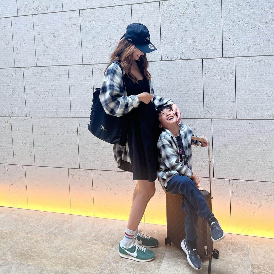 のインスタグラム：「久しぶりにファミリー旅行😍 すごく行ってみたい場所だから嬉しいなぁまたアップするね♡」