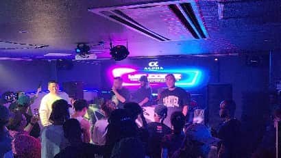 漢のインスタグラム：「ホームタウン新宿の一角のストーリー～RINO君のパーティー楽しかったぜ  #東京ドーナツ」