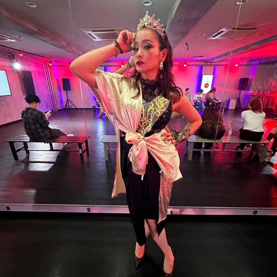 Yakoさんのインスタグラム写真 - (YakoInstagram)「🔮ETERNAL POISON KIKI BALL🔮 @epkiki_osaka  👠European Runway  🥇grand prize👑 @iconichousepinklady  @houseofpinkladyjapan   Runwayとは ＊ウォーキング&ポージングのバトル ＊モデルのように歩いて、身に纏っているファッションなどをアピールするカテゴリー。 （このカテゴリーは踊ったらダメなカテゴリーです。）  Thank you for judges @channing915  @koppimiza  @amazonerika   organize @shlorlchqn   #grandprize #ball #vogueball #ballroom #voguing #vogue #voguer #categoryisrunway  #make #makeup #メイク #model #モデル #beautiful #被写体モデル #被写体 #japanesegirl #nagoya #名古屋 #yakopinklady」9月30日 11時59分 - yakkkko.y