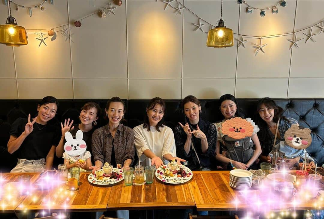 花音舞さんのインスタグラム写真 - (花音舞Instagram)「同期会💛  同期って落ち着くわ〜 話しても話しても話が尽きない😆 宝塚を卒業してからもそれぞれの道で頑張っていて刺激ある時間となりました✨ みんな面白いわ〜w  この日来れなかったメンバーも沢山いるので、また会いたいな✨  ずーっと変わらない同期🧡 90期バンザーイ🎉  お誕生日もお祝いしてくれるなんて…🥹💓🙏 ビックリ嬉しすぎたよー🎂 ありがとう💓  #宝塚 #90期 #同期  #同期会  #話が尽きない #また会おう 🤭  #お誕生日 #10月1日  #あと少し 😳 #うれしいな 🫶」9月30日 12時48分 - mai_kanon_official