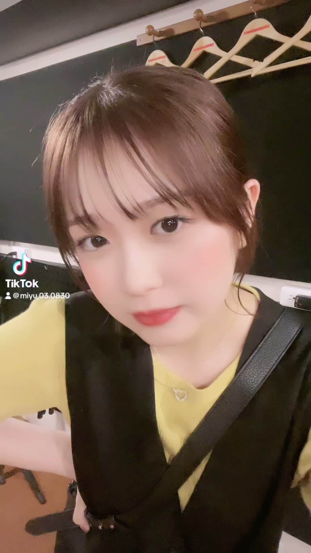 のインスタグラム：「INVITATION(feat'Gaeko) / JUNNY」