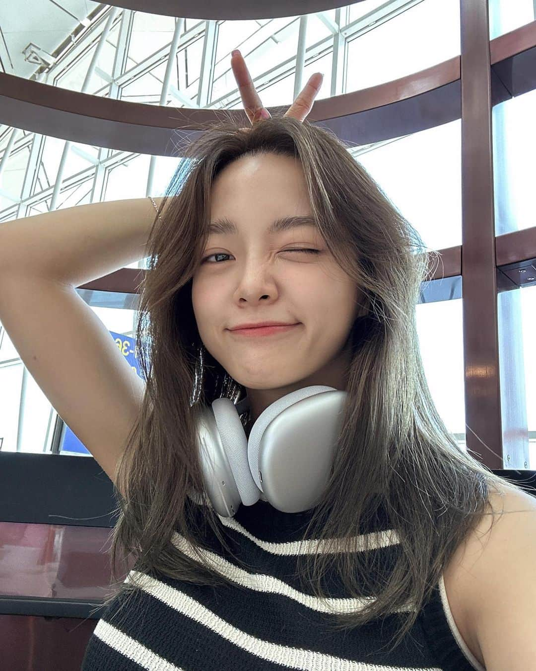 キム・セジョン（Gugudan SeMiNa）さんのインスタグラム写真 - (キム・セジョン（Gugudan SeMiNa）Instagram)「마닐라로 🛩️」9月30日 13時47分 - clean_0828