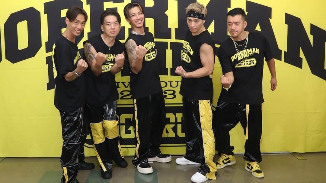 野替愁平さんのインスタグラム写真 - (野替愁平Instagram)「Much love to Fukuoka! We’ll be right back soon‼️🔥 😀👍👍  #DobermanInfinity #LIVETOUR2023 #DOGGRUN #FUKUOKA」9月30日 14時23分 - sway_ldh