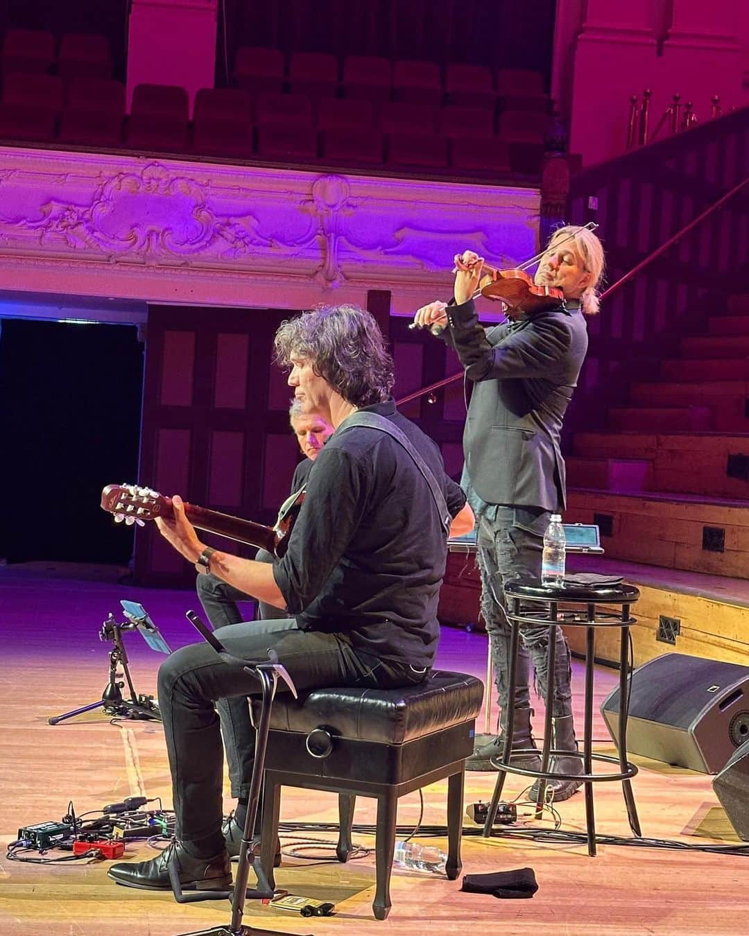 デイヴィッド・ギャレットさんのインスタグラム写真 - (デイヴィッド・ギャレットInstagram)「Some more impressions from Auckland 🎻  #davidgarrett #auckland #newzealand #rogiervanwegberg #franckvanderheijden #iconic #worldtour   @rogiervanwegberg  @franckvanderheijden」9月30日 14時54分 - davidgarrettinsta